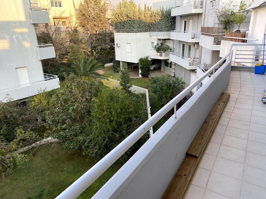 Spacious And Sunkissed 3Br & 2 Bathrooms Apartment 雅典 外观 照片