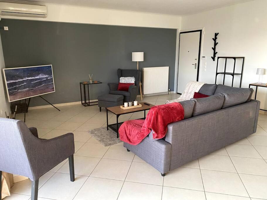 Spacious And Sunkissed 3Br & 2 Bathrooms Apartment 雅典 外观 照片