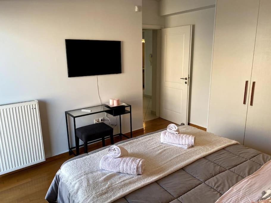 Spacious And Sunkissed 3Br & 2 Bathrooms Apartment 雅典 外观 照片