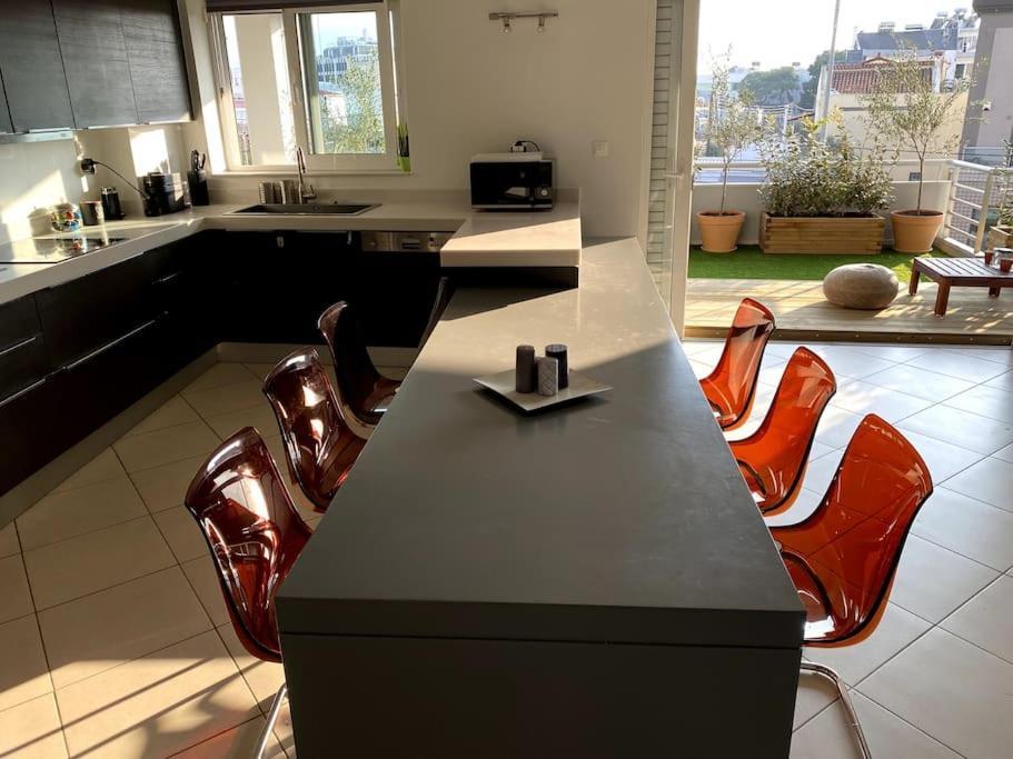 Spacious And Sunkissed 3Br & 2 Bathrooms Apartment 雅典 外观 照片